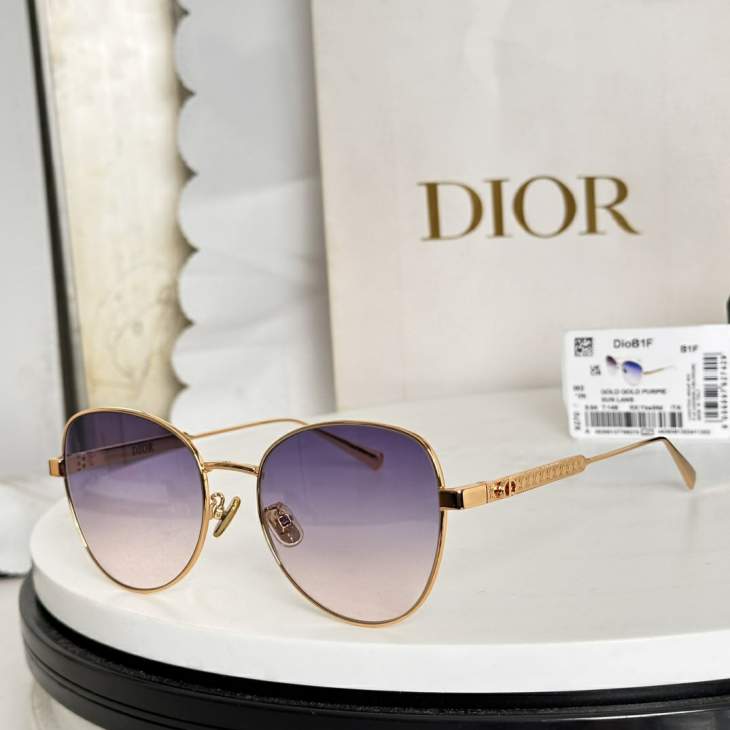 Picture of Dior Sunglasses _SKUfw76720845fw